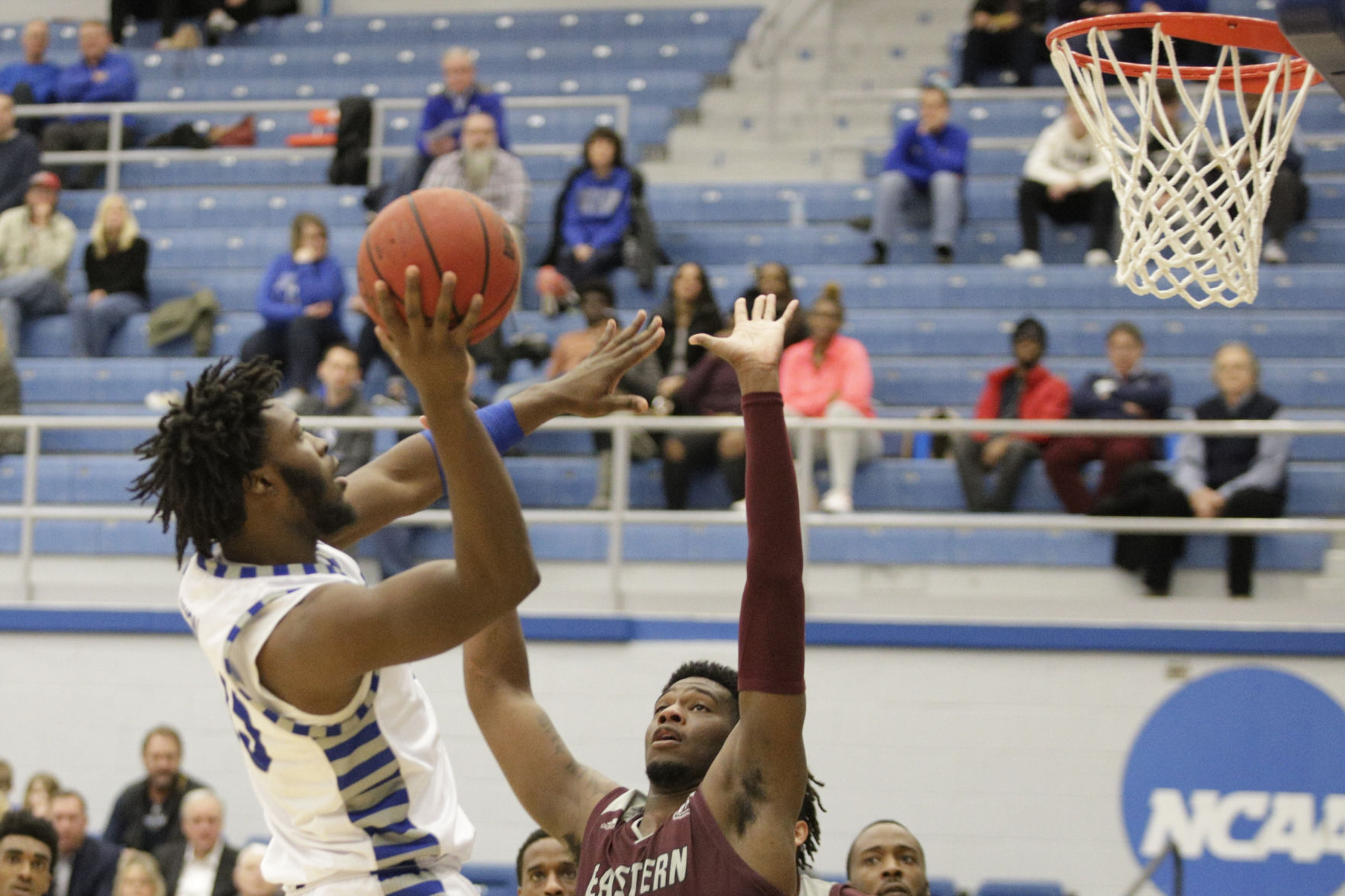GALLERY-EIU-v-EKU-mbb-027-020720.JPG